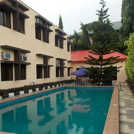 Room In Lodge - Ambience Hotels Abujahome For Leisure And Business Travellers Ngoại thất bức ảnh