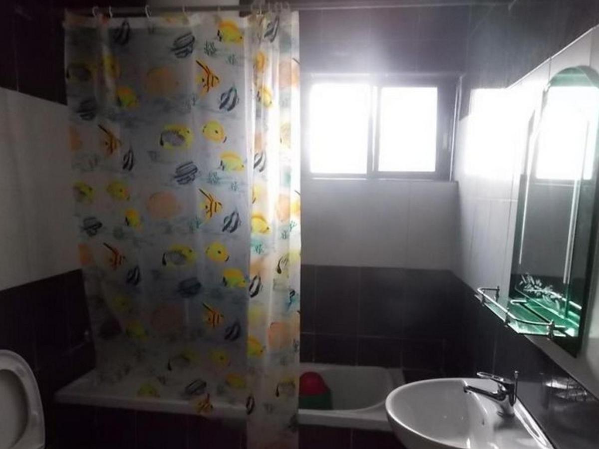 Room In Lodge - Ambience Hotels Abujahome For Leisure And Business Travellers Ngoại thất bức ảnh